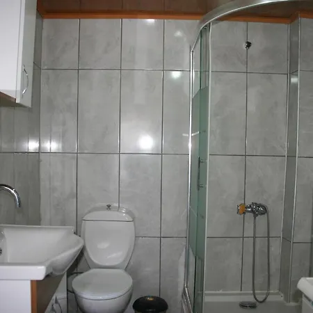 Guezel Ev * Gumuldur